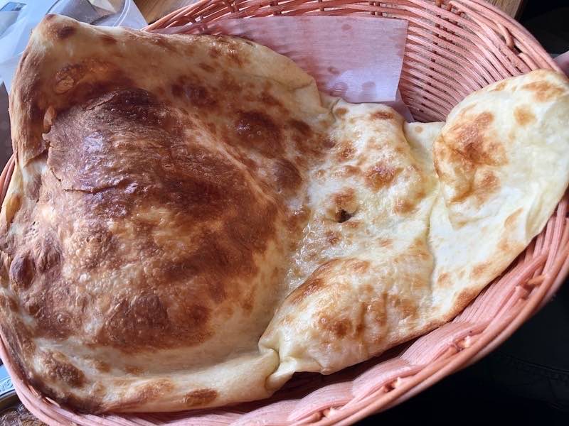 저자가 호헤이쿄 온천 ONSEN 식당에서 촬영한 난