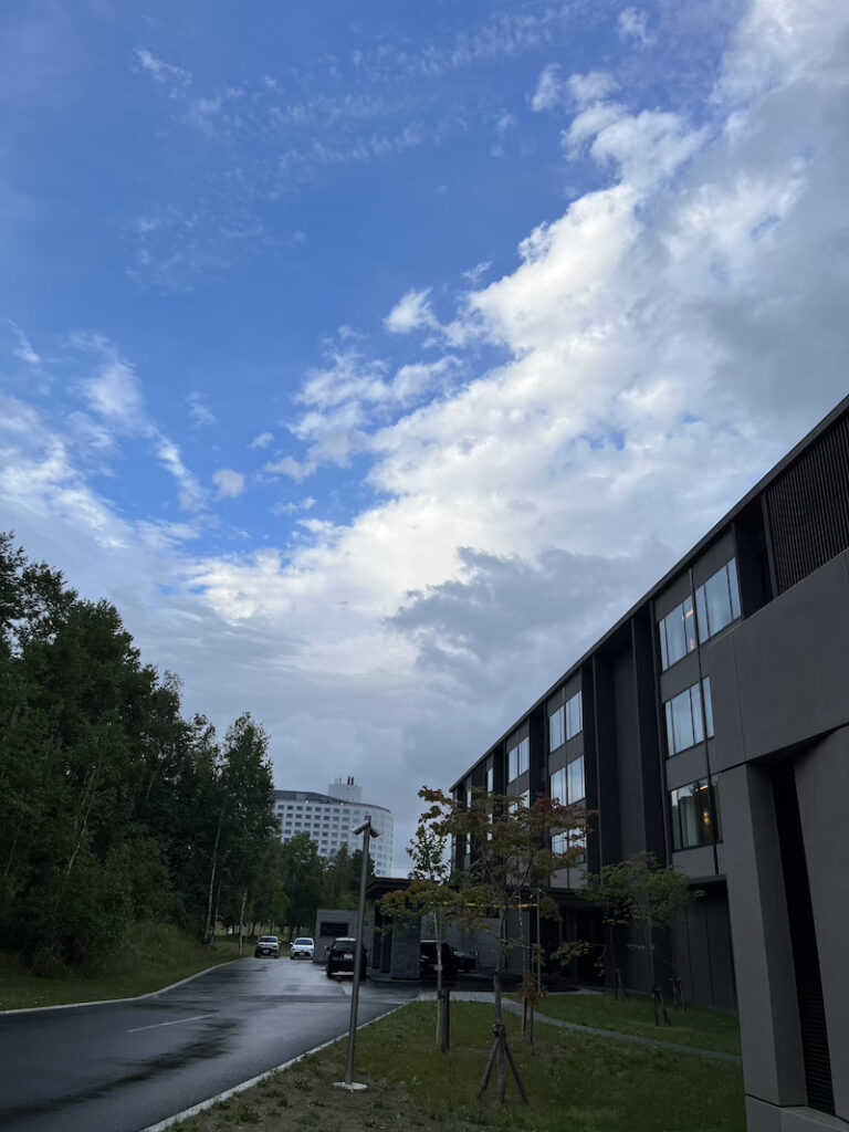 The author's own photograph of the Ritz-Carlton Reserve exterior after rain